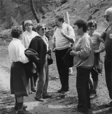 Peter Haßlacher und Magra Hubinek mit den Kalser Frauen, die sich für den Nationalpark stark machten, 1987
© Peter Haßlacher und Magra Hubinek mit den Kalser Frauen, die sich für den Nationalpark stark machten, 1987