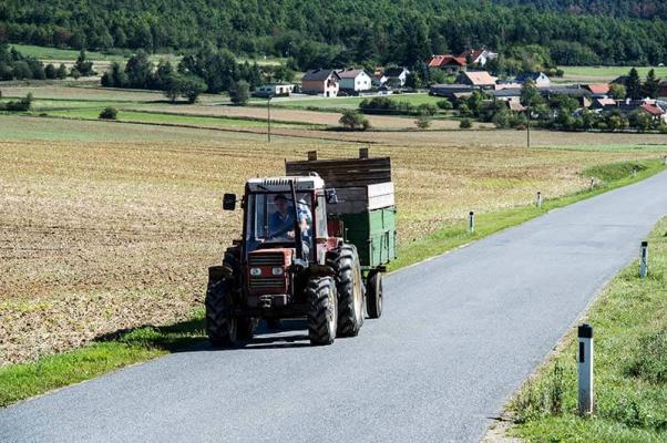 fahrt © (c) Blühendes Österreich / Alex Papis Jahreszyklus Retz