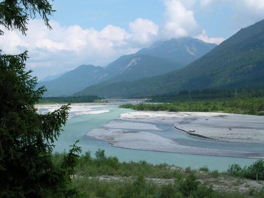 Der Tiroler Lech (c) Ch. Schwann © Der Tiroler Lech (c) Ch. Schwann Der Tiroler Lech