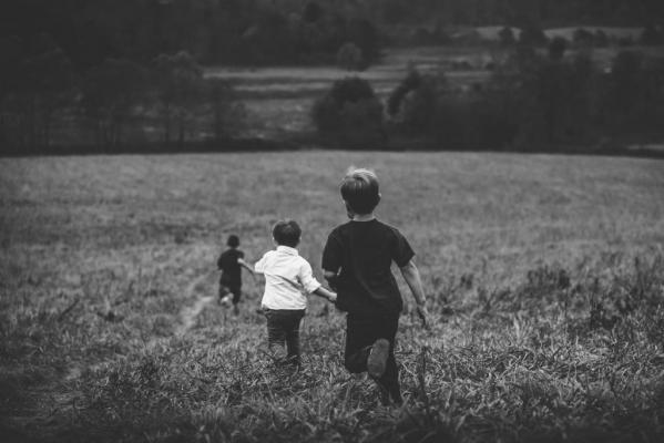 lasst-die-kinder-in-den-dreck_pexels01-1024x684.jpg