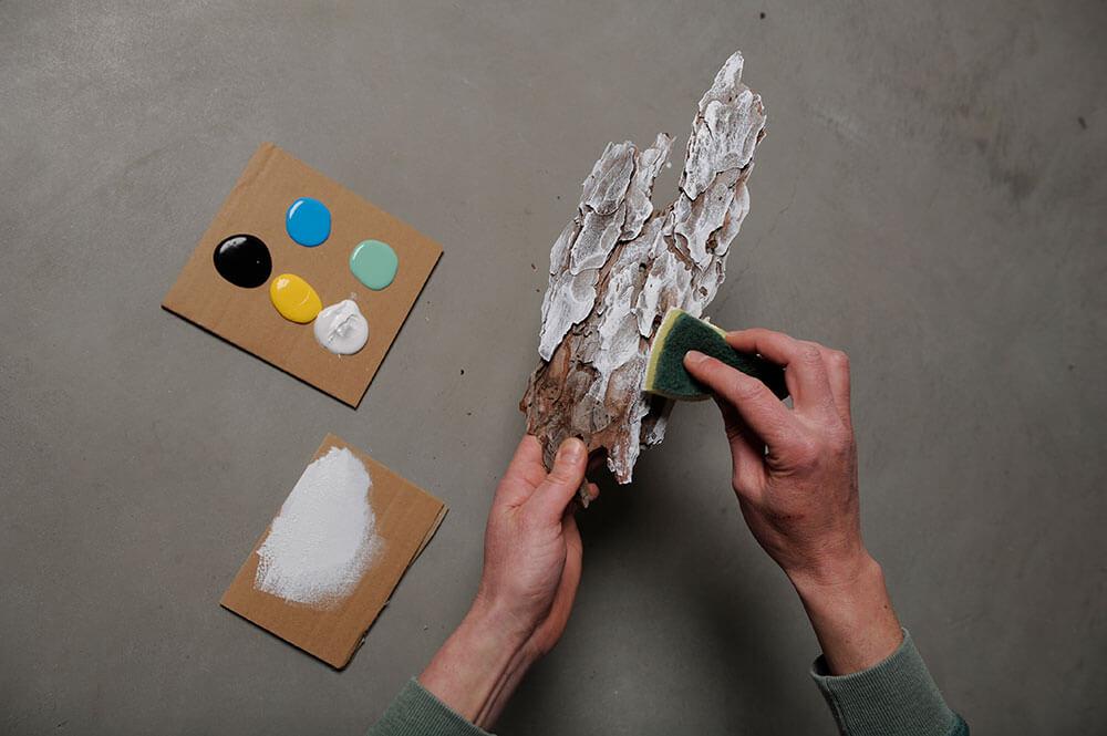 Basteln mit Kindern: Mobile aus Holz © Vofischer Basteln mit Holz