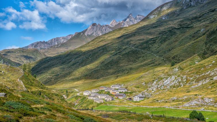 Jagdhausalmen – Klein-Tibet der Alpen – Defereggental © Nationalpark Hohe Tauern/Johannes Geyer Gebirgslandschaft