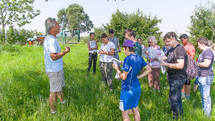 Nature Caching- Geocaching-Tour mit Heinz Steiner © Naturpark Obst-Hügel-Land Nature Caching - Geocaching-Tour mit Heinz Steiner