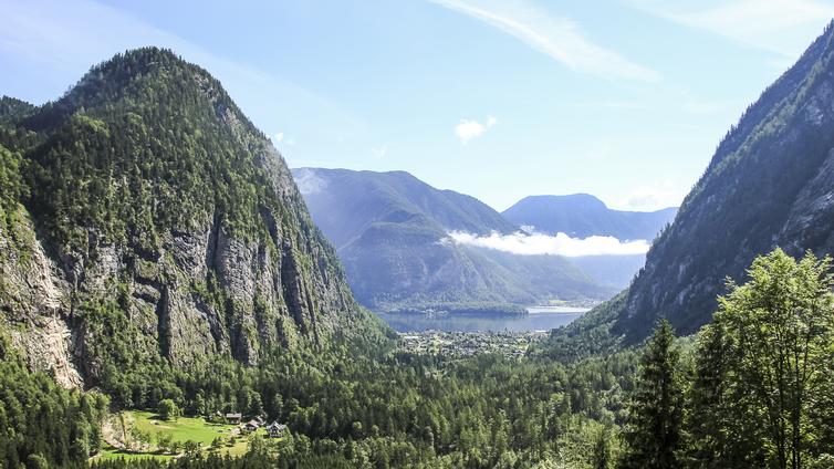 Blick aus dem Echerntal Richtung Hallstatt und den Hallstättersee.