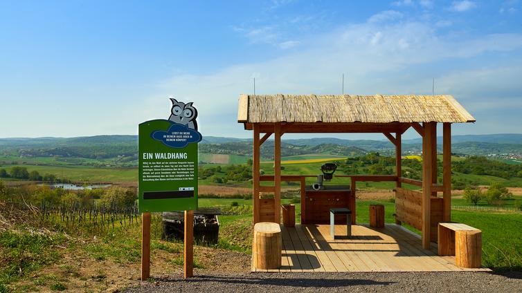 © Foto: Naturpark Rosalia-Kogelberg Die Teichwiesen - Kinderstube der Nachtreiher