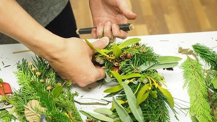 © Natur im Garten, Claudia Strobl Lopez Adventdekorationen aus Naturmaterial