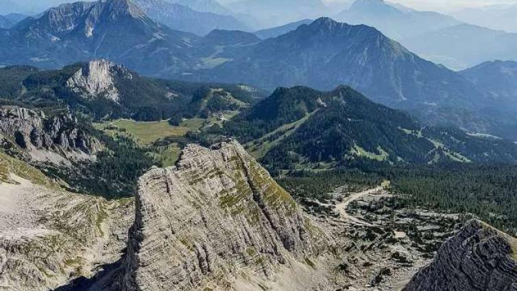 2019-VARU-bergparadies-warscheneck-wildes-karstgebirge-c-heiner-thaler-1_x.jpg © heiner-thaler-1_x 2019 VARU bergparadies warscheneck wildes karstgebirge