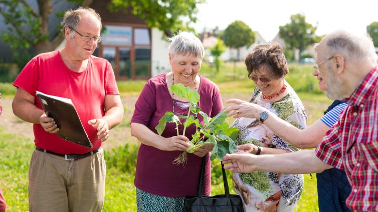 Führungen Garten der Vielfalt und Wurzelarena der Bio Forschung Austria