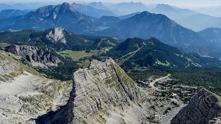 no-reuse-20-VAR-UNTER-bergparadies-warscheneck-wildes-karstgebirge-c-heiner-thaler-1.jpg © heiner-thaler-1 no reuse 20 VAR UNTER bergparadies warscheneck wildes karstgebirge