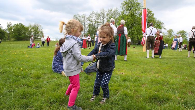 no reuse Frühlingsfest im Lainzer Tiergarten