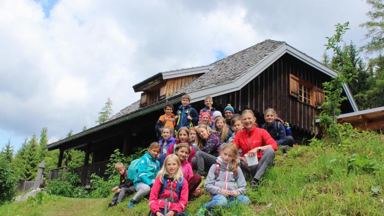 no-reuse-WildnisCamp-fuer-Kids-c-NP-Kalkalpen.jpg © NP-Kalkalpen no reuse WildnisCamp fuer Kids