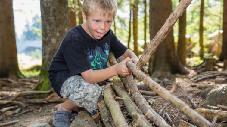 Spiel & Spass im Wald