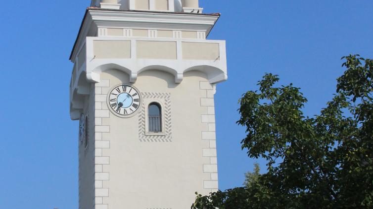 Kirchturm im Leithagebirge