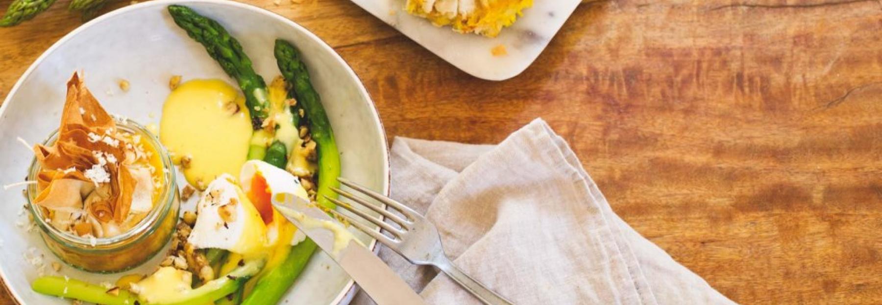 Pochiertes Ei mit Frühlingsspargel – so wird’s gemacht! | Blühendes ...
