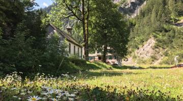 Das Gasthaus Rothenbrunnen ist über 200 Jahre alt (c) Ch Schwann © Das Gasthaus Rothenbrunnen ist über 200 Jahre alt (c) Ch Schwann