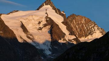 Die Pasterze liegt unter Österreichs höchstem Berg, dem Großglockner