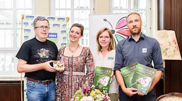 Präsentation der neuen Schmetterlingsstudie "ausgeflattert III"