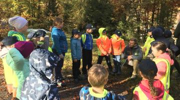 Mit der Volksschule Bersbuch im Wald