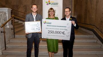 Christoph Resch für die Stadtgemeinde Retz und Vorstand Blühendes Österreich