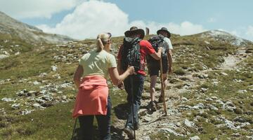 Straßkopf und Almbrunch auf der Winklerner Hütte