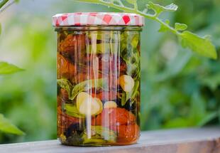 Einkochen von Obst und Gemüse