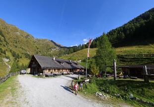 Am Fuße des Murecks