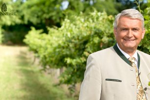 Brennnessel Alfred Riedl